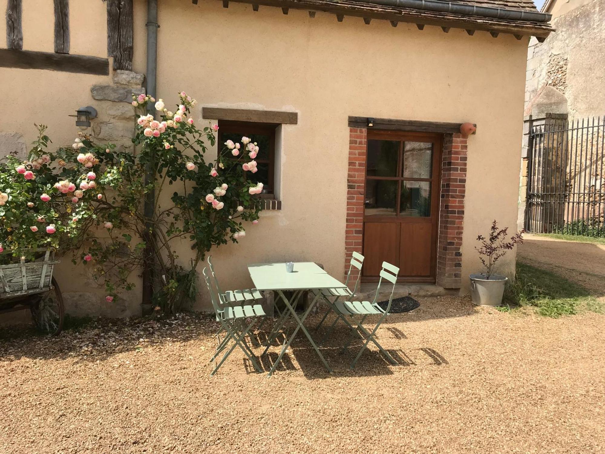 La Ferme Au Colombier Bed & Breakfast Neron Exterior photo