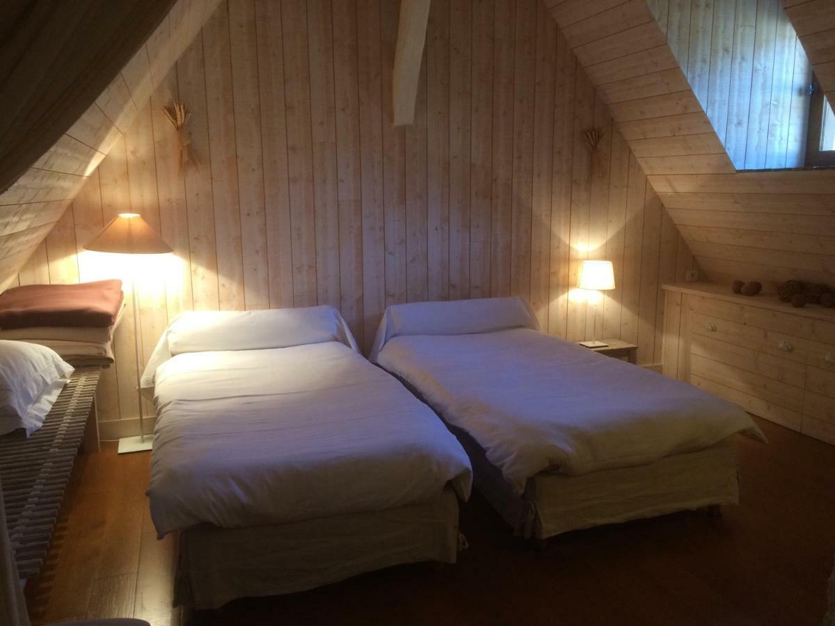 La Ferme Au Colombier Bed & Breakfast Neron Exterior photo